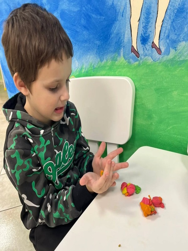 Χαλάρωση με πλαστελίνες 